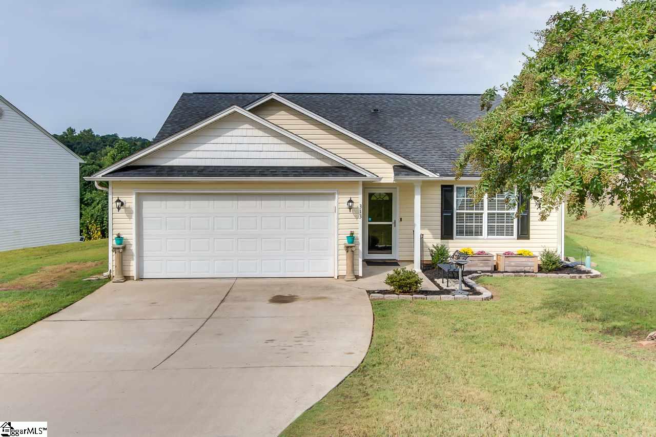 Property image 1 at 313 N D Street, Easley, SC 29640