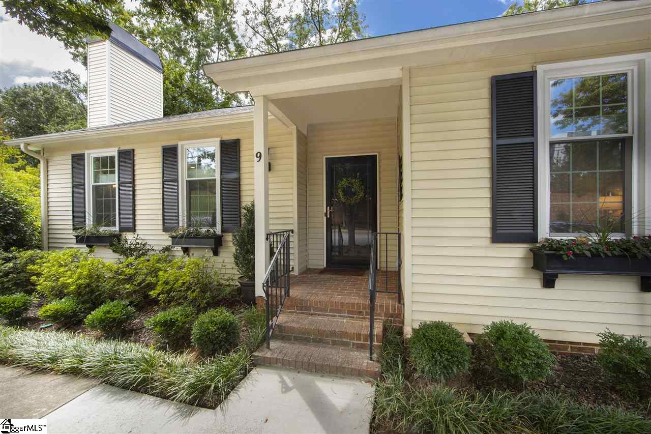 Property image 1 at 300 E Broad Street, Greenville, SC 29601