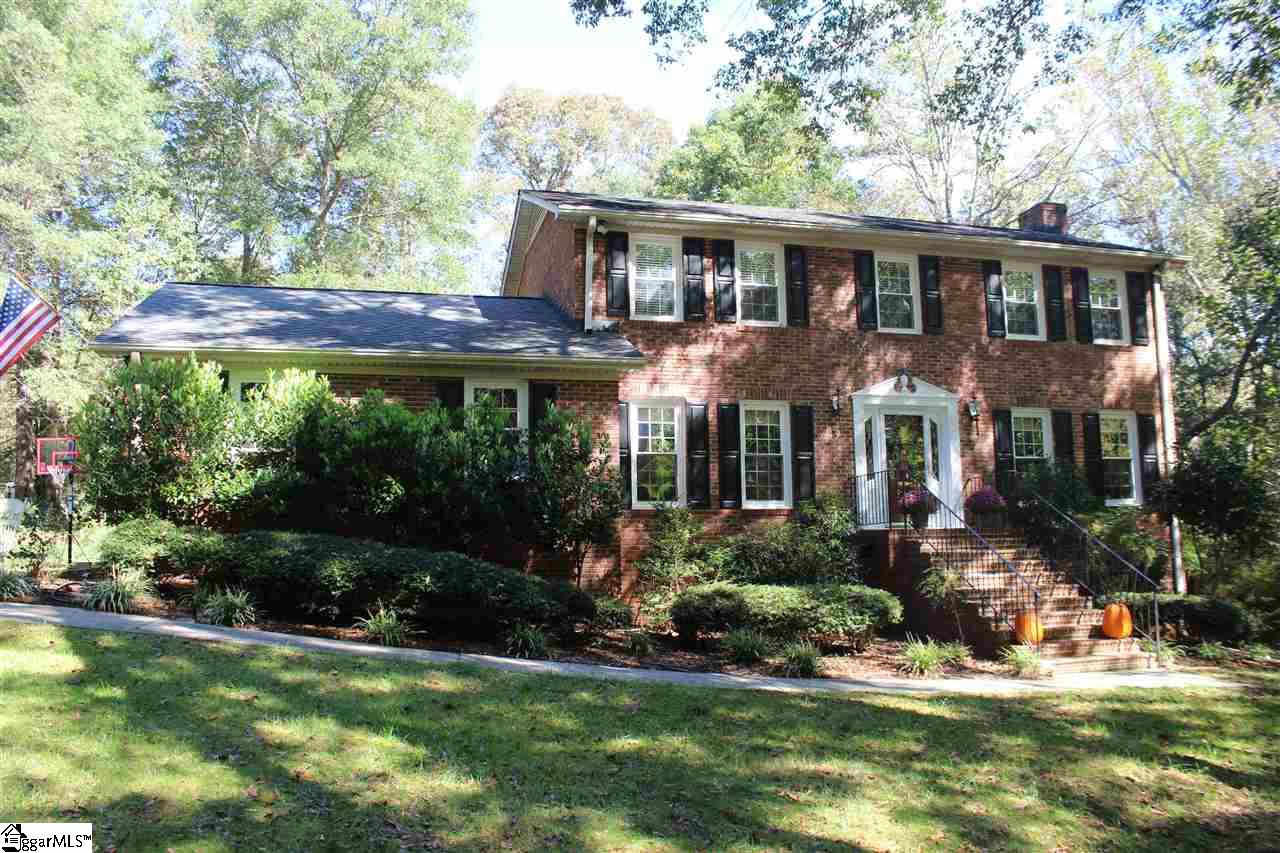 Property image 1 at 9 Hogan Drive, Greenville, SC 29605