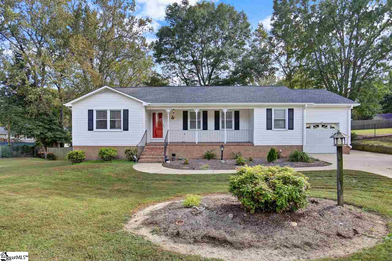 Property image 1 at 3 Wiltshire Court, Taylors, SC 29687