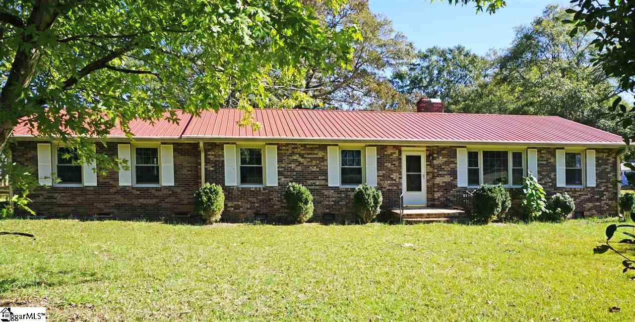 Property image 1 at 106 F Street, Williamston, SC 29697