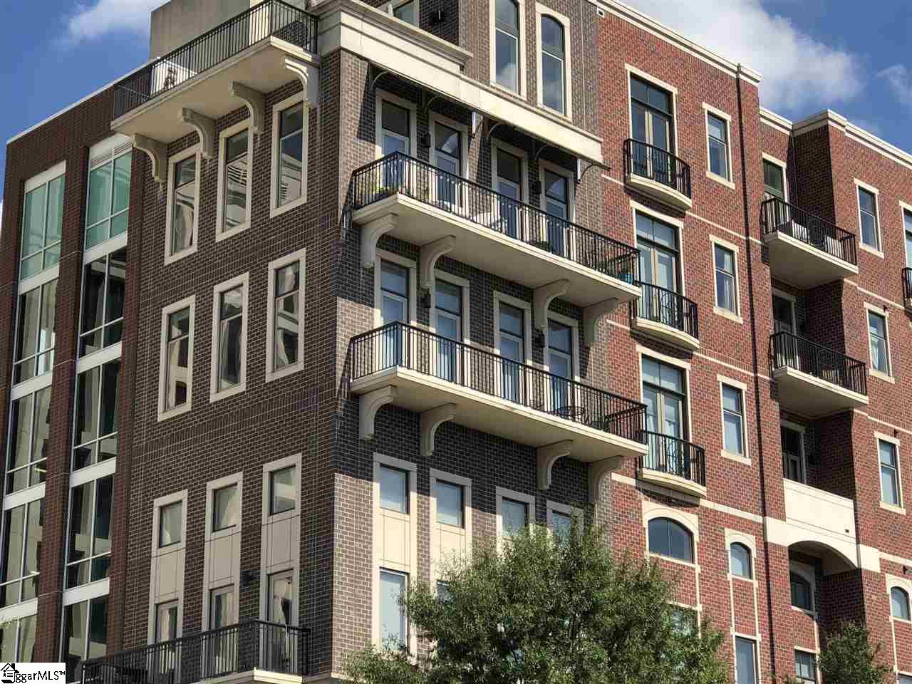 Property image 1 at 111 E McBee Avenue, Greenville, SC 29601