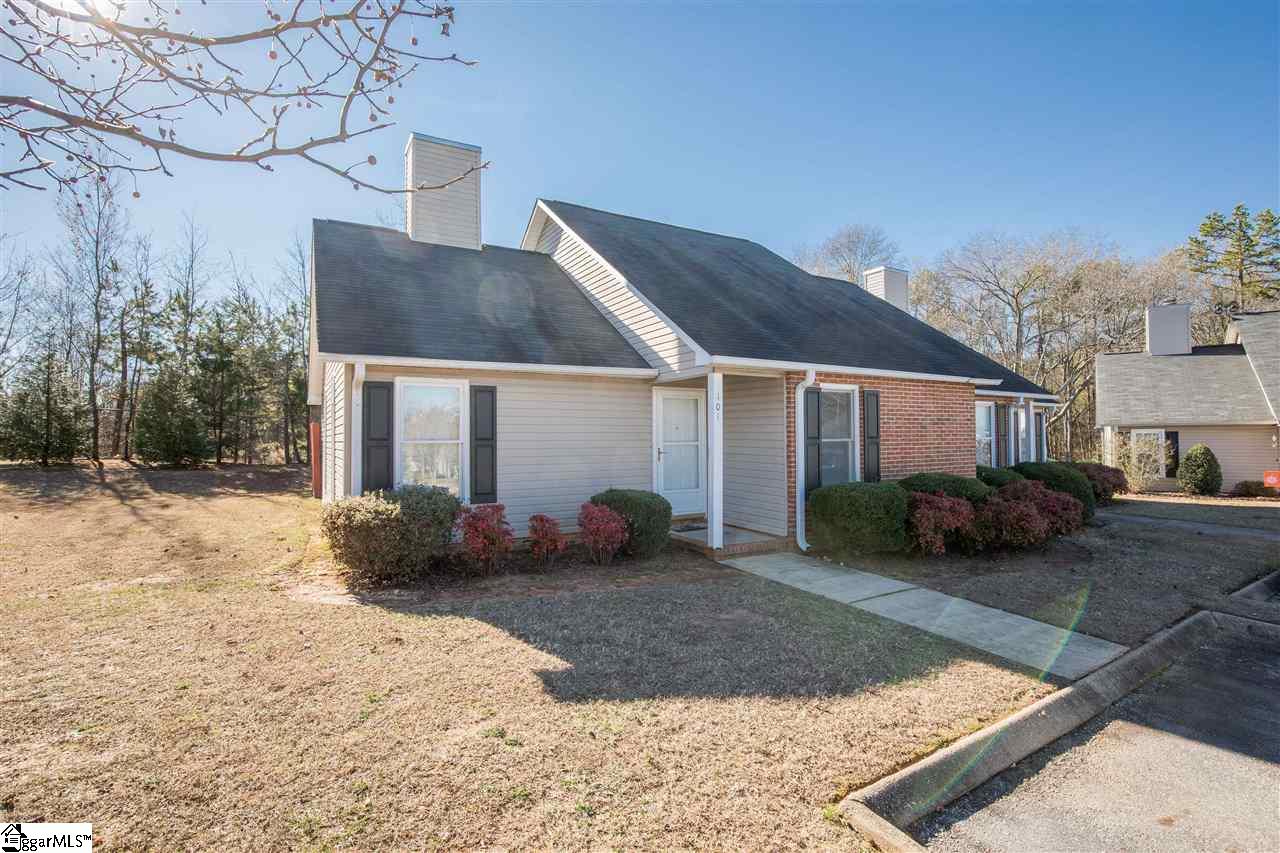Property image 1 at 101 Daniel Court, Mauldin, SC 29662