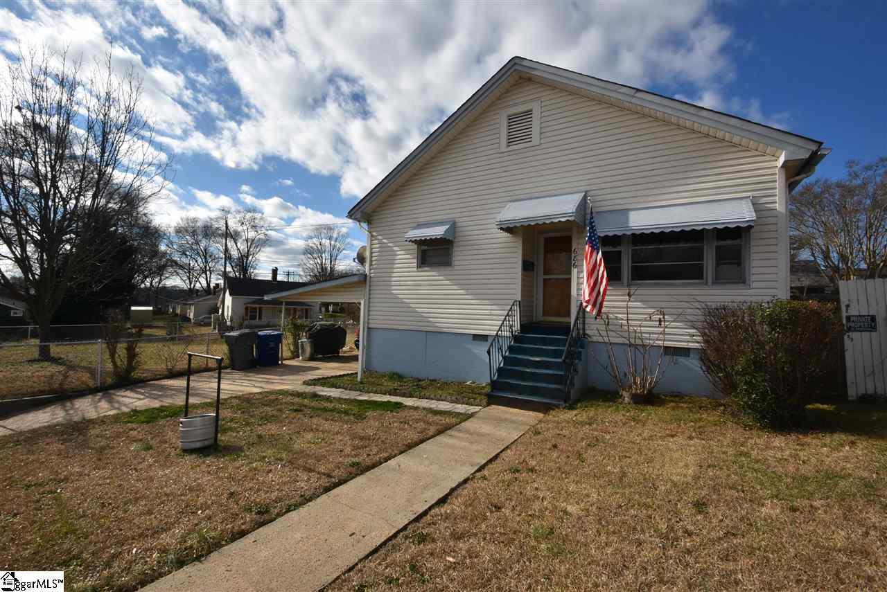 Property image 1 at 686 Maywood Street, Spartanburg, SC 29303