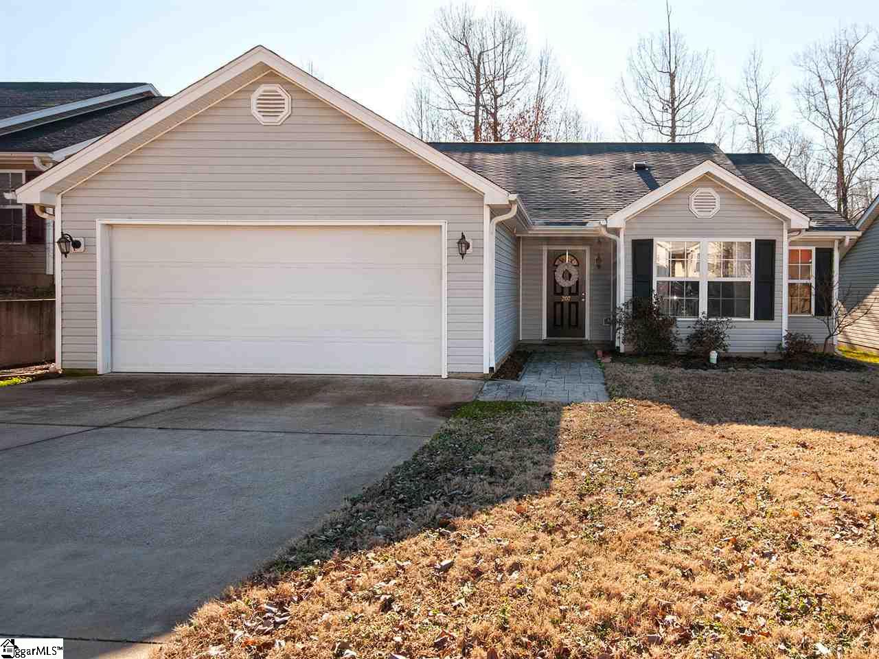 Property image 1 at 207 Kingscreek Drive, Greer, SC 29650