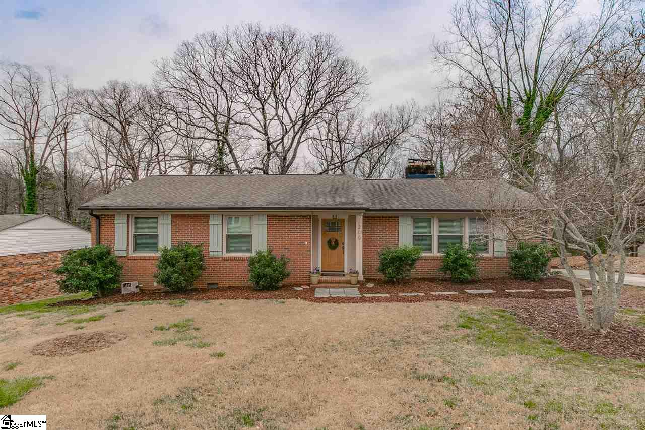 Property image 1 at 200 Lowndes Avenue, Greenville, SC 29607