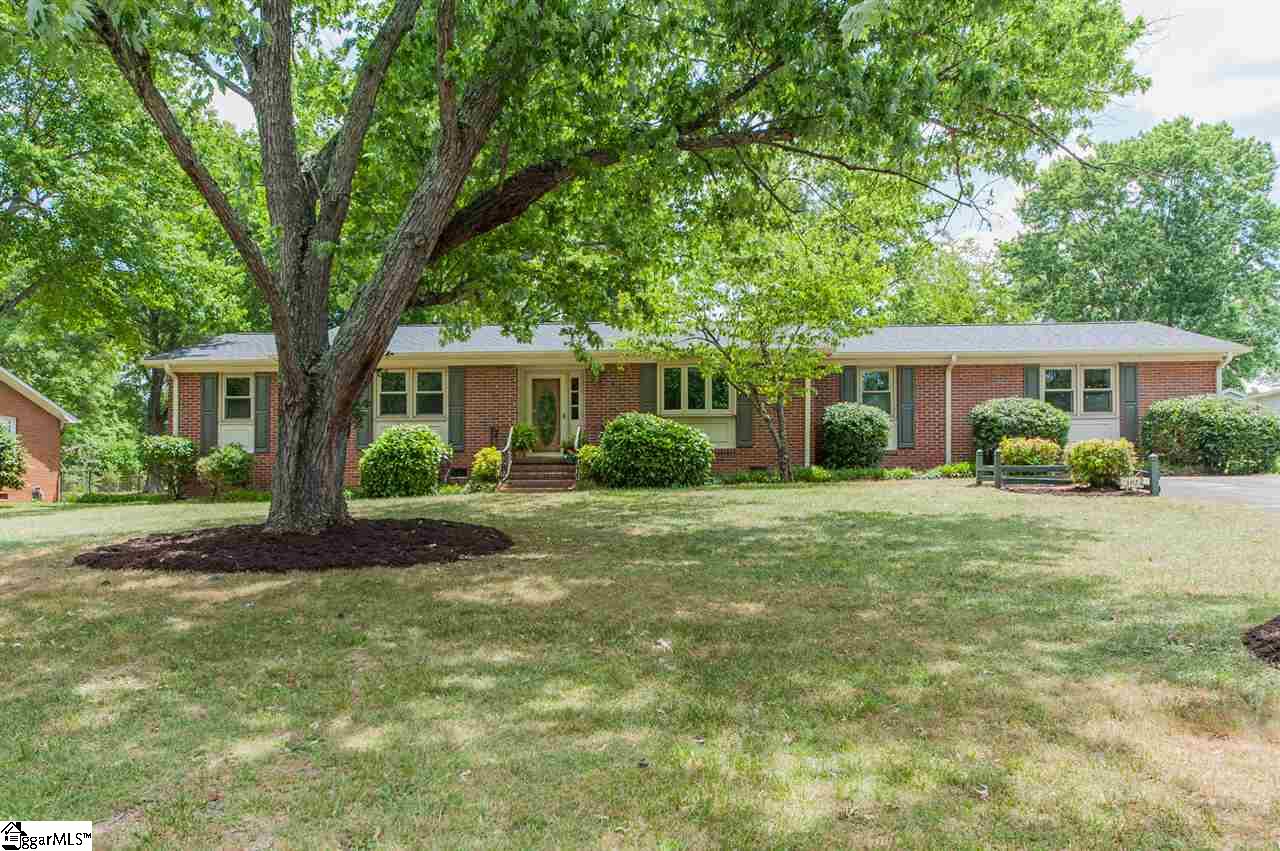 Property image 1 at 102 Dexter Drive, Taylors, SC 29687