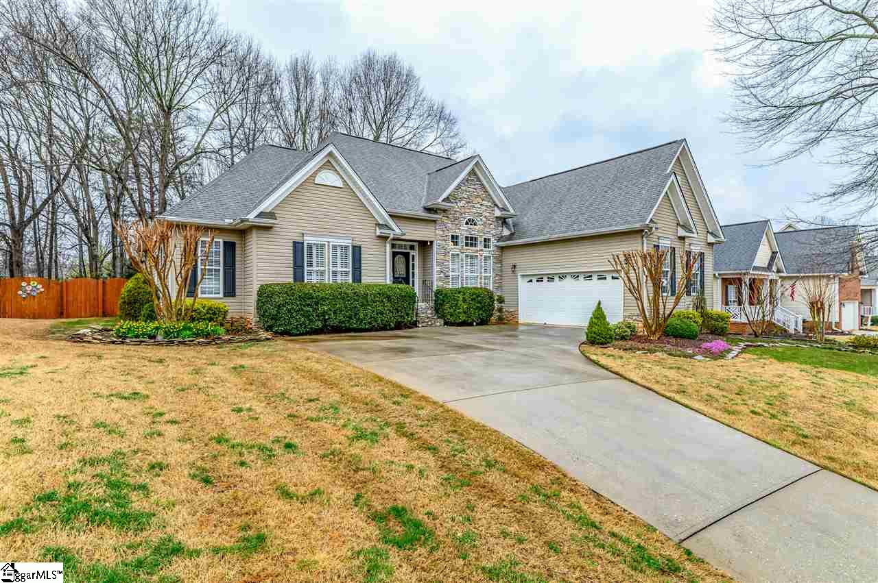 Property image 1 at 5 Rothesay Street, Simpsonville, SC 29681-4293