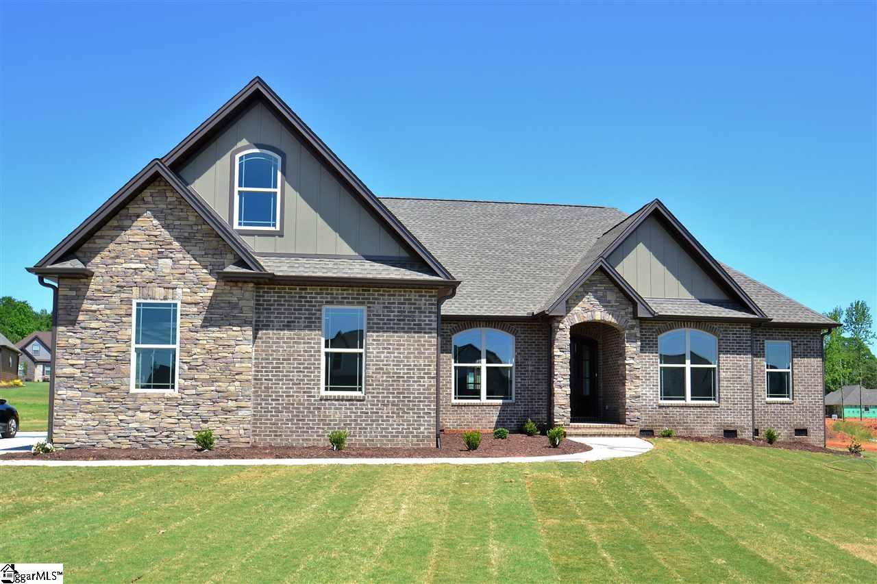 Property image 1 at 113 MonReve Drive, Boiling Springs, SC 29316