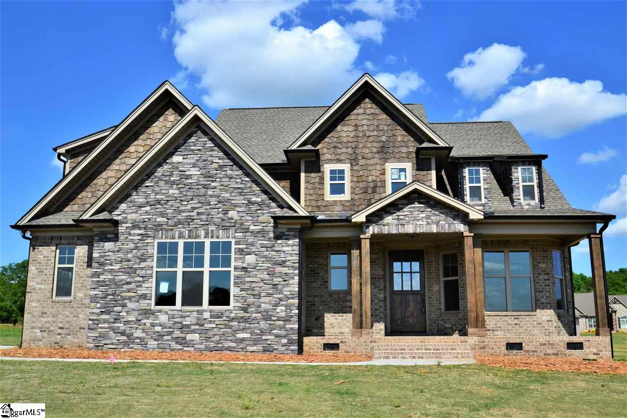 Property image 1 at 105 MonReve Drive, Boiling Springs, SC 29316