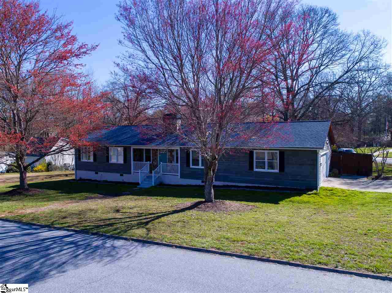 Property image 1 at 101 Blakely Drive, Mauldin, SC 29662