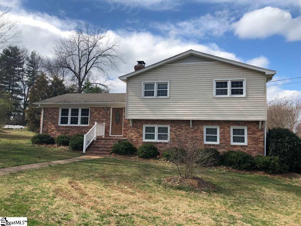 Property image 1 at 1 Spring Forest Road, Greenville, SC 29615