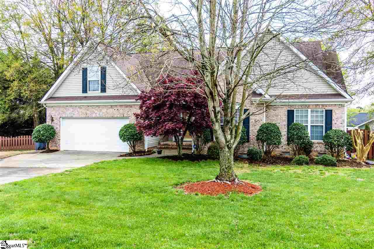 Property image 1 at 305 Kaplan Court, Simpsonville, SC 29681-1969