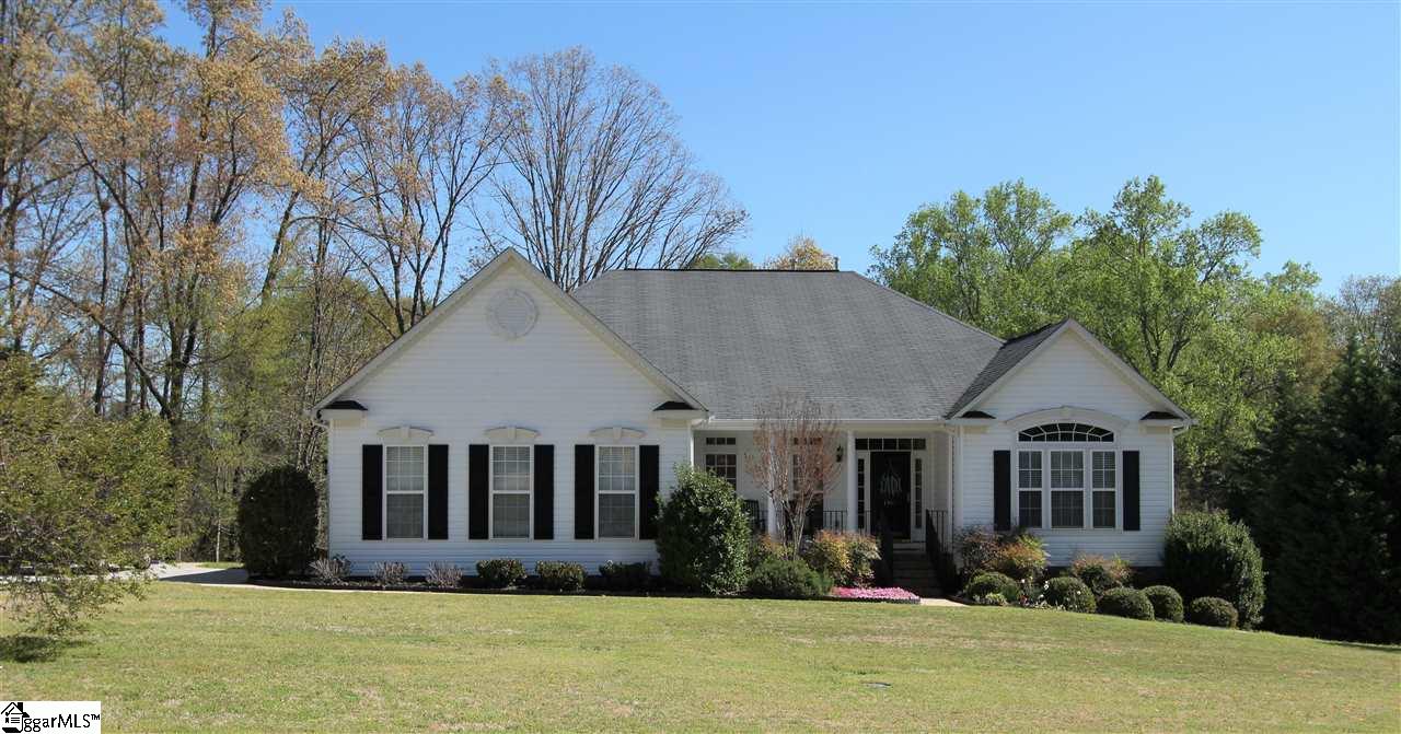 Property image 1 at 105 Hydrangea Way, Simpsonville, SC 29681