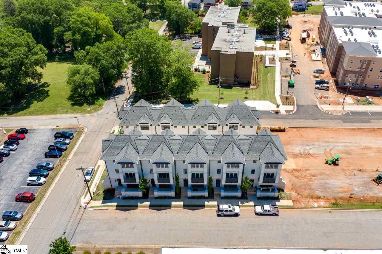 Property image 1 at 48 Claussen Avenue, Greenville, SC 29601