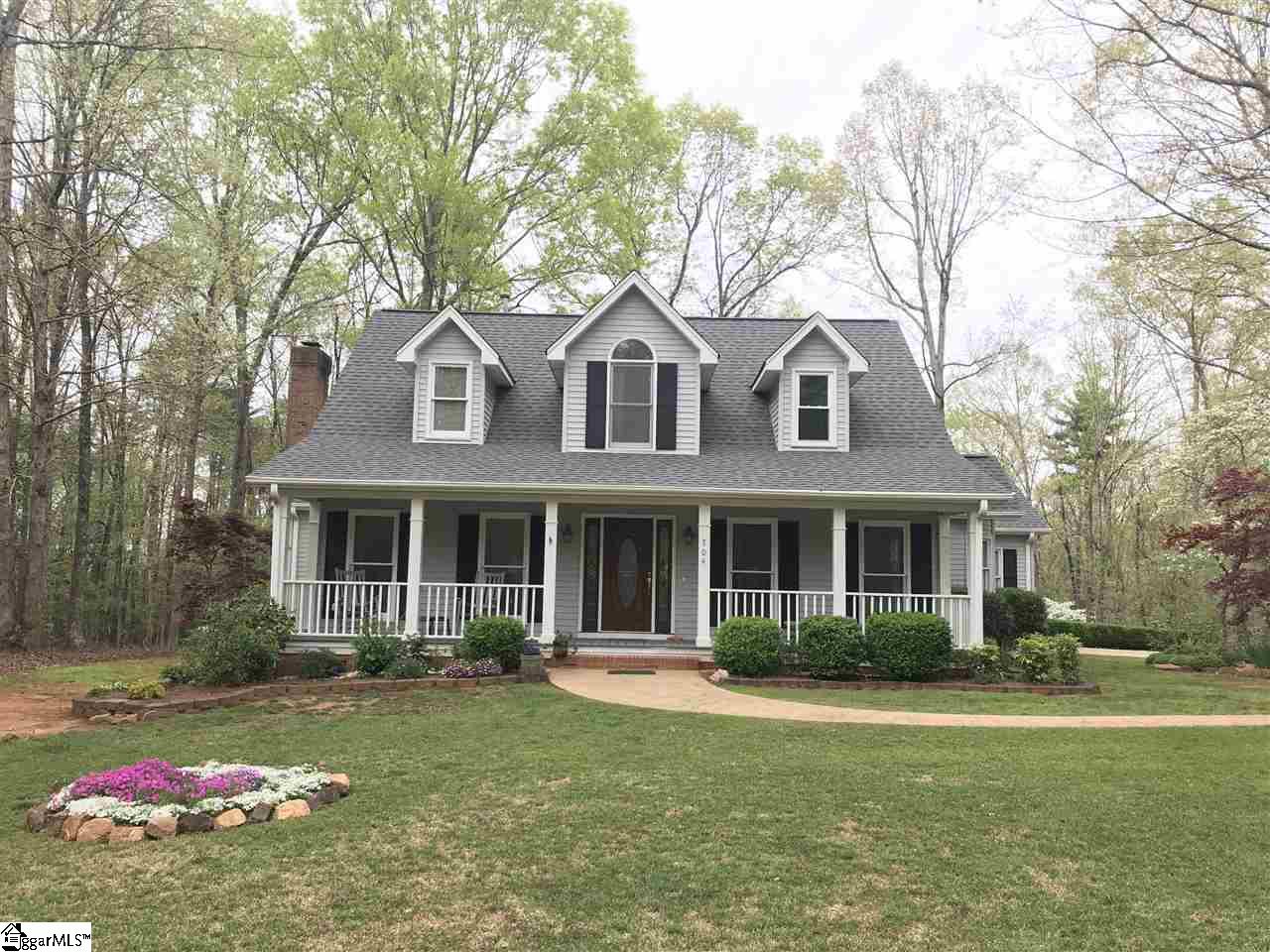 Property image 1 at 704 Hampton Road, Liberty, SC 29657