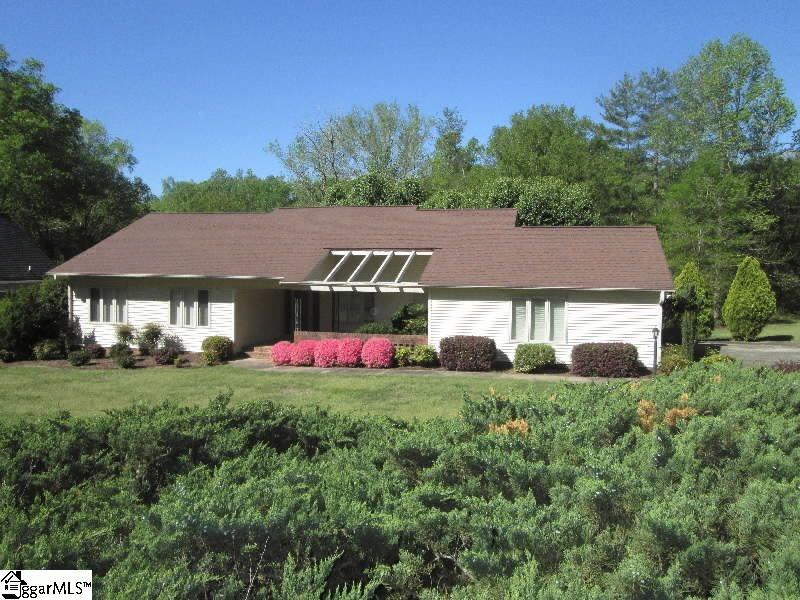 Property image 1 at 112 Overlook Terrace, Laurens, SC 29360