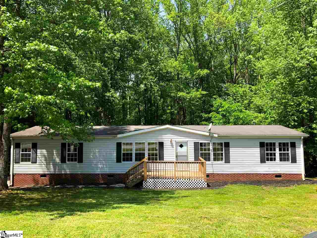 Property image 1 at 110 Surry Drive, Liberty, SC 29657