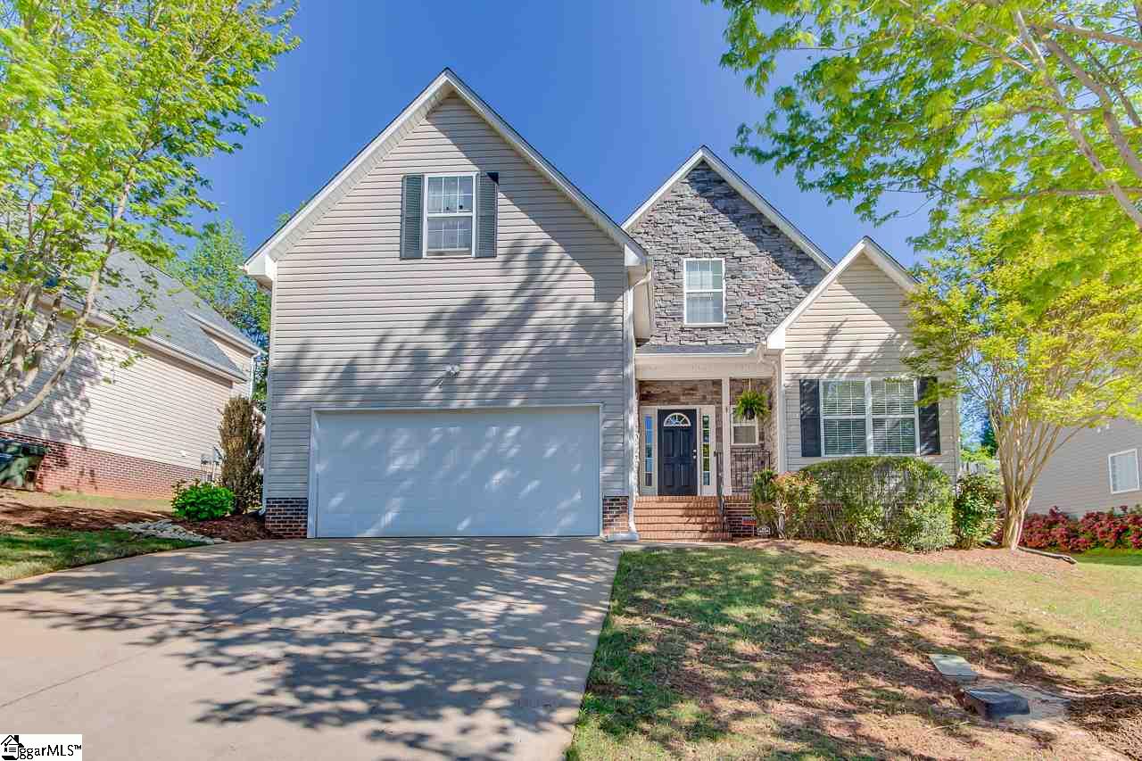 Property image 1 at 305 Glencrest Court, Greer, SC 29650