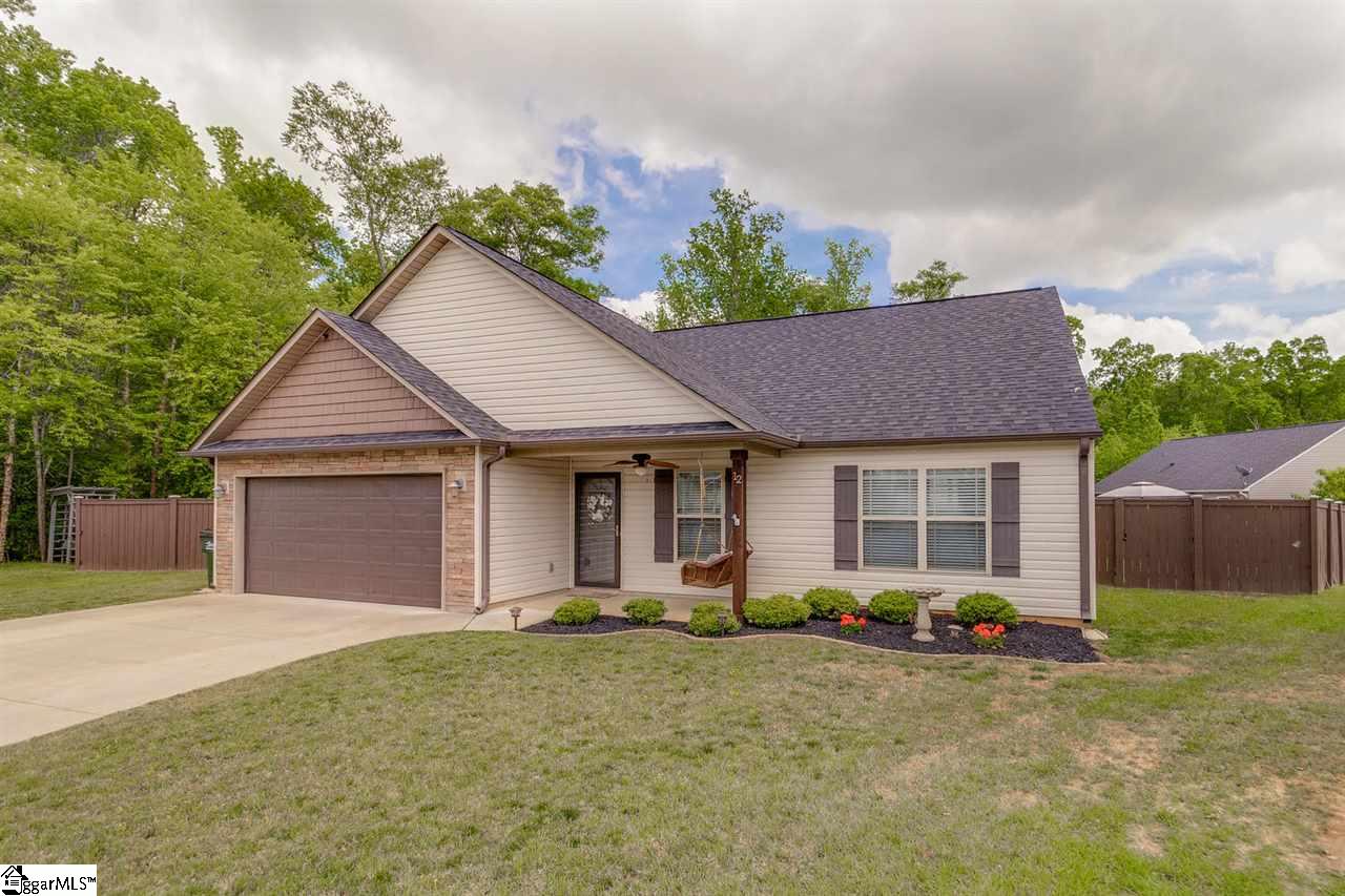 Property image 1 at 12 Rusty Court, Simpsonville, SC 29680