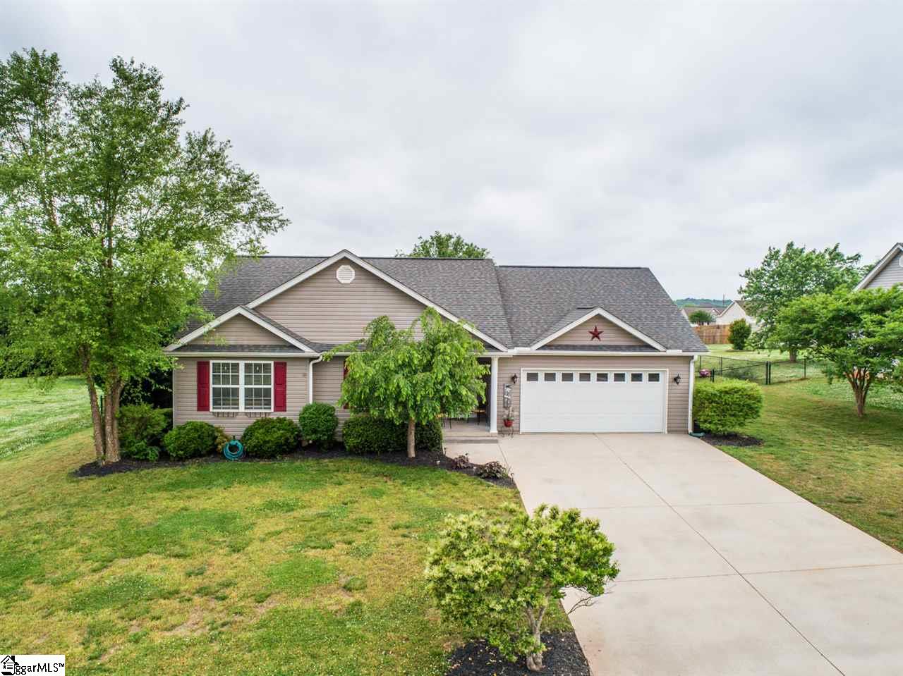 Property image 1 at 10 COLE CREEK Court, Greer, SC 29651