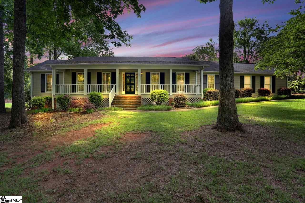 Property image 1 at 512 Cambridge Drive, Spartanburg, SC 29301