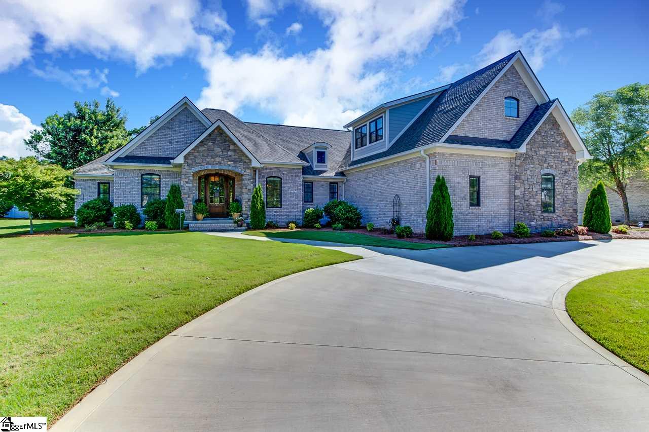 Property image 1 at 1 Charlestonplace Court, Greenville, SC 29615