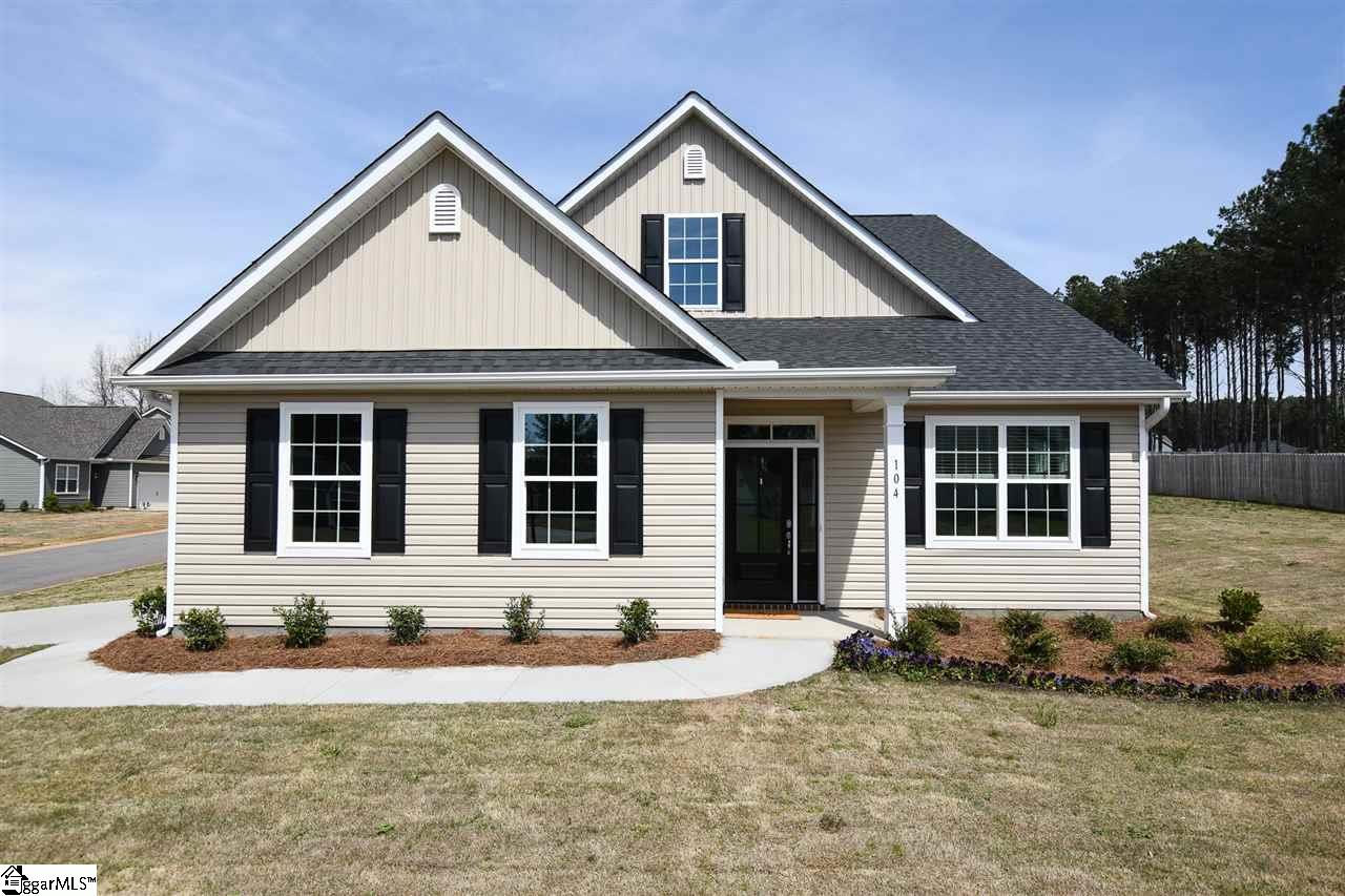 Property image 1 at 104 Arbor Woods Lane, Piedmont, SC 29673