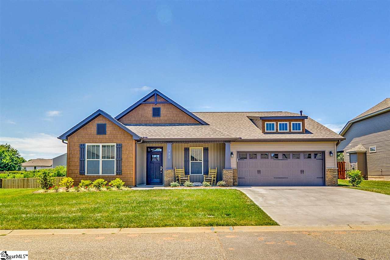 Property image 1 at 720 WYNBORNE Lane, Moore, SC 29369