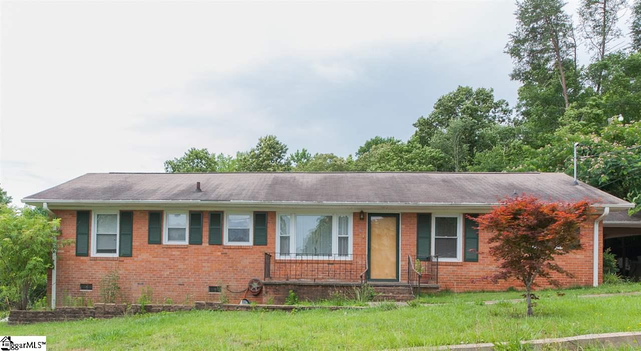 Property image 1 at 14 Elf Lane, Greenville, SC 29617