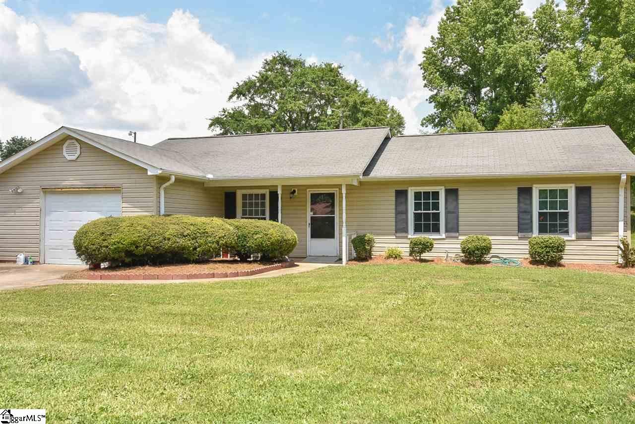 Property image 1 at 309 Idlewild Avenue, Greenville, SC 29605