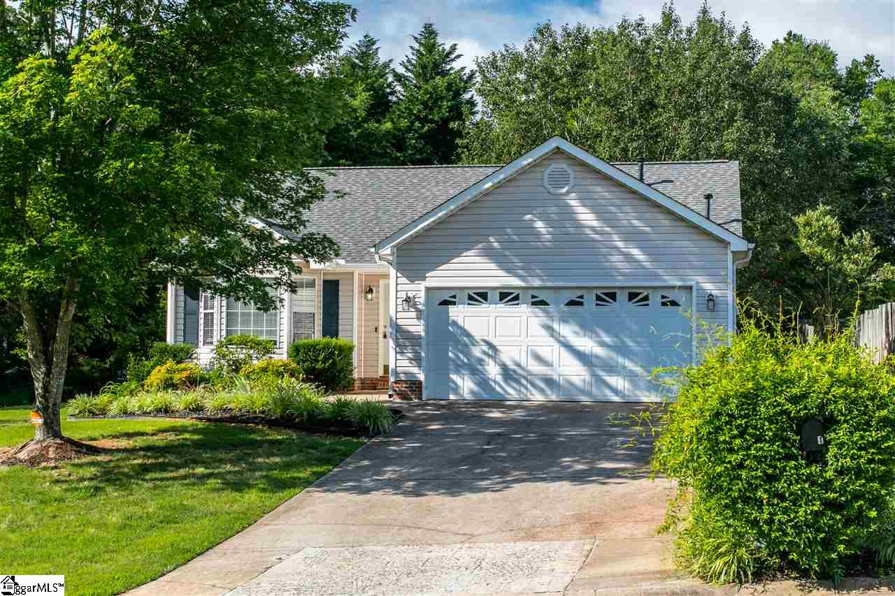 Property image 1 at 1 Michell Drive, Taylors, SC 29687