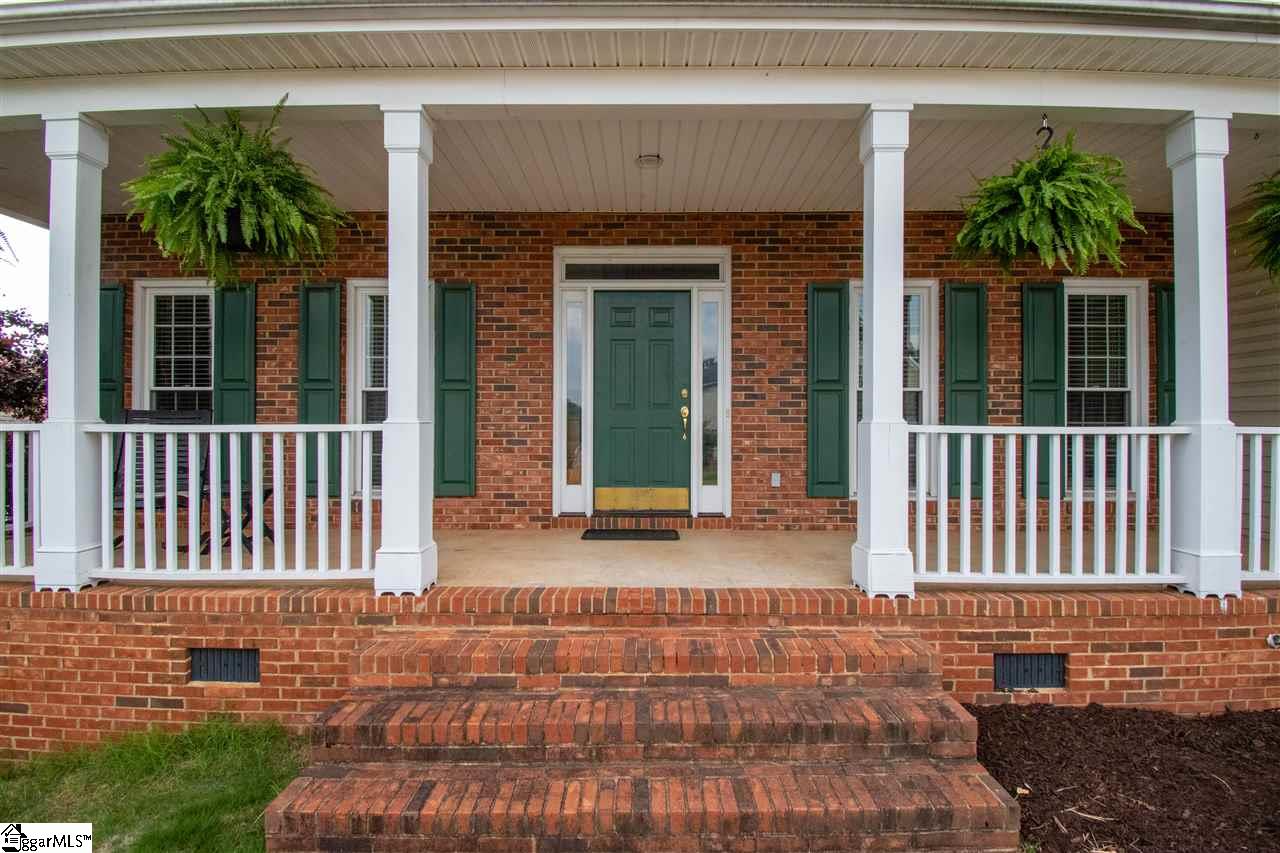 Property image 1 at 102 Richglen Way, Greer, SC 29650