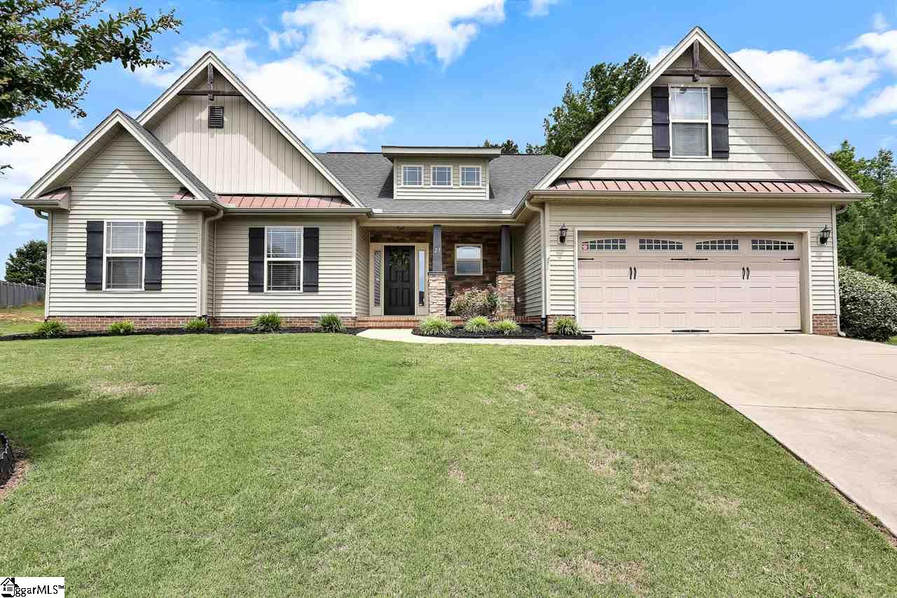 Property image 1 at 25 Berry Pine Court, Taylors, SC 29687