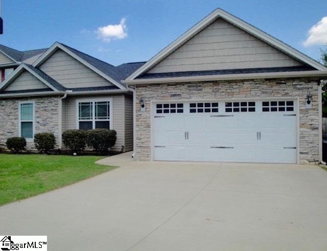 Property image 1 at 26 Kavanagh Court, Greenville, SC 29611