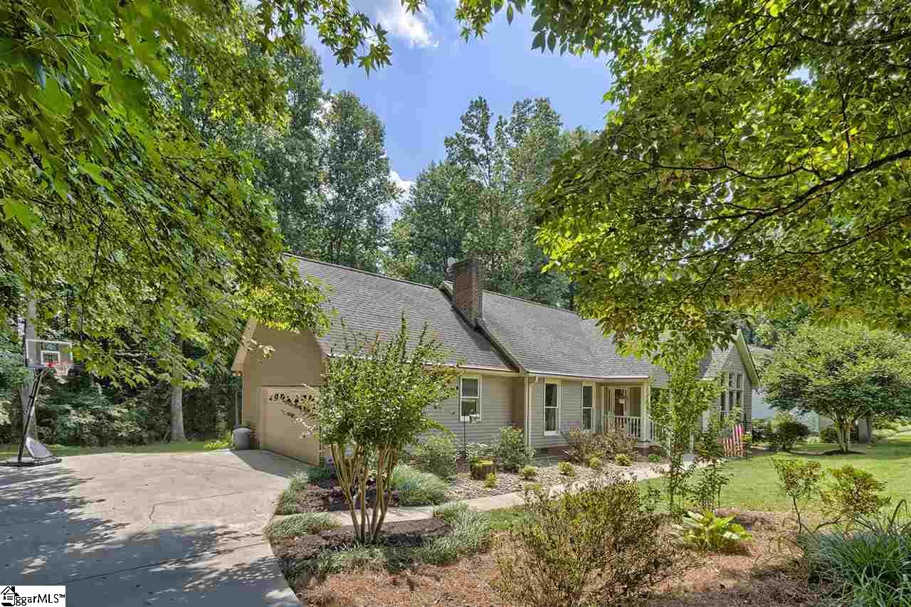 Property image 1 at 401 Burdine Drive, Easley, SC 29640