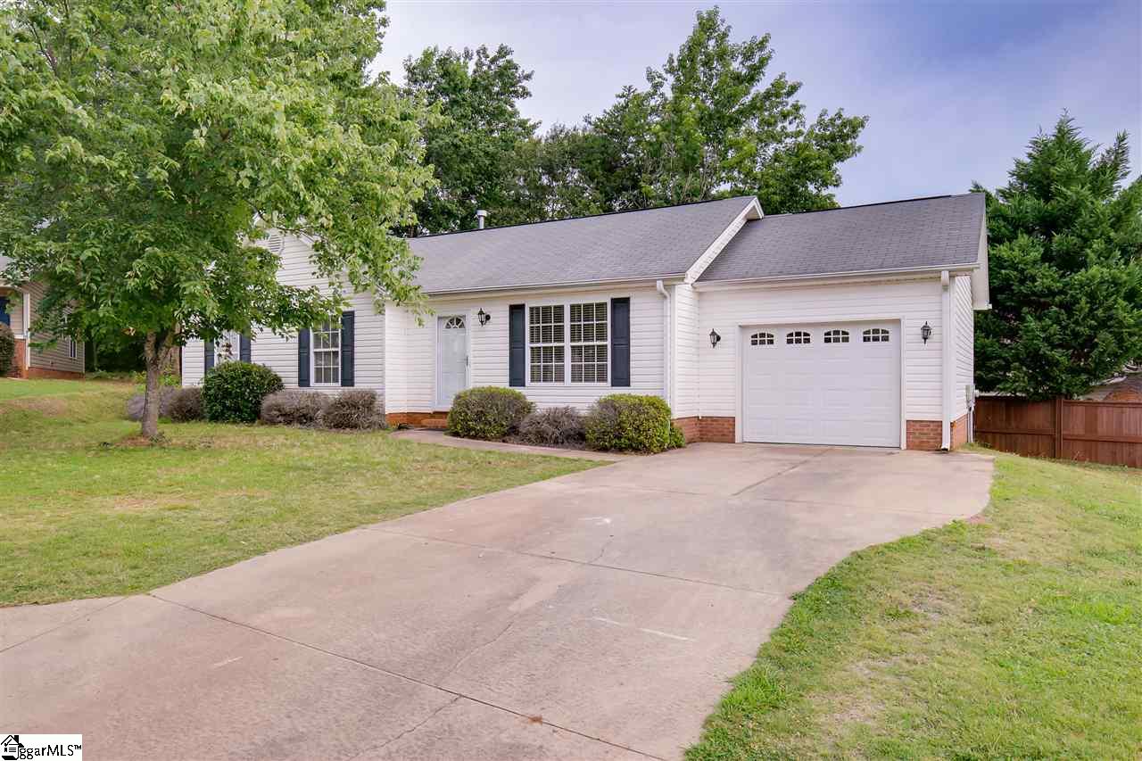 Property image 1 at 416 JUNIPER LEAF Way, Greer, SC 29651