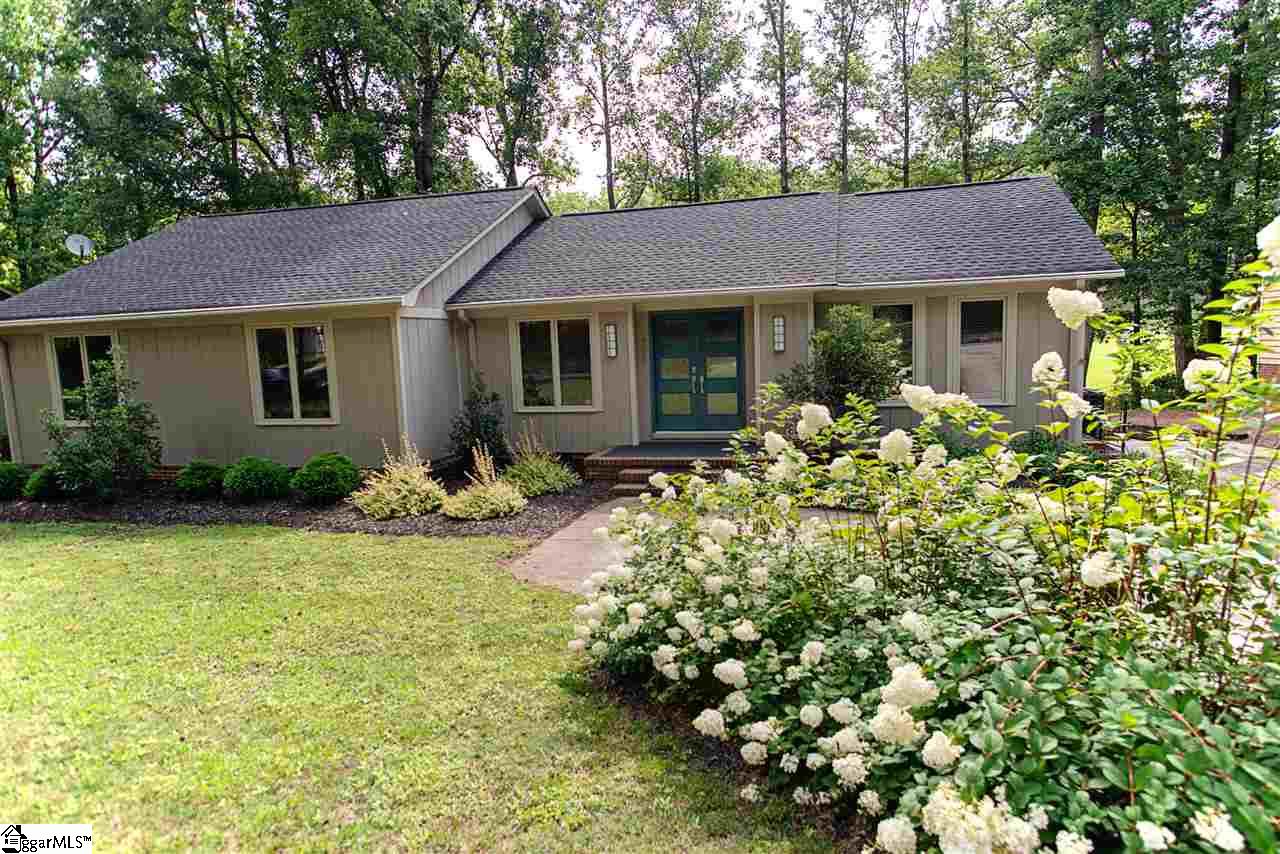 Property image 1 at 405 Camelot Drive, Simpsonville, SC 29681