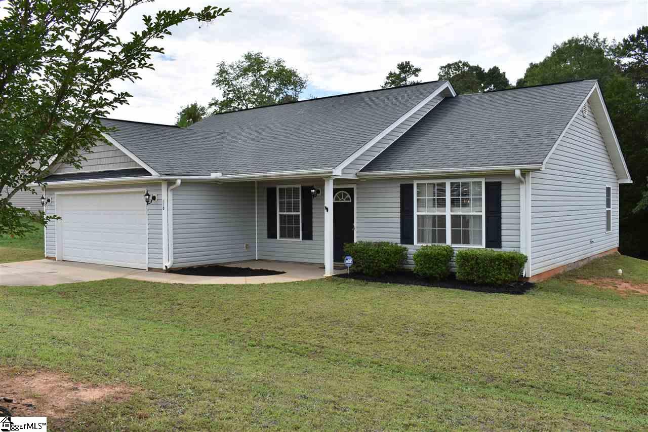 Property image 1 at 110 Claridge Place, Belton, SC 29627