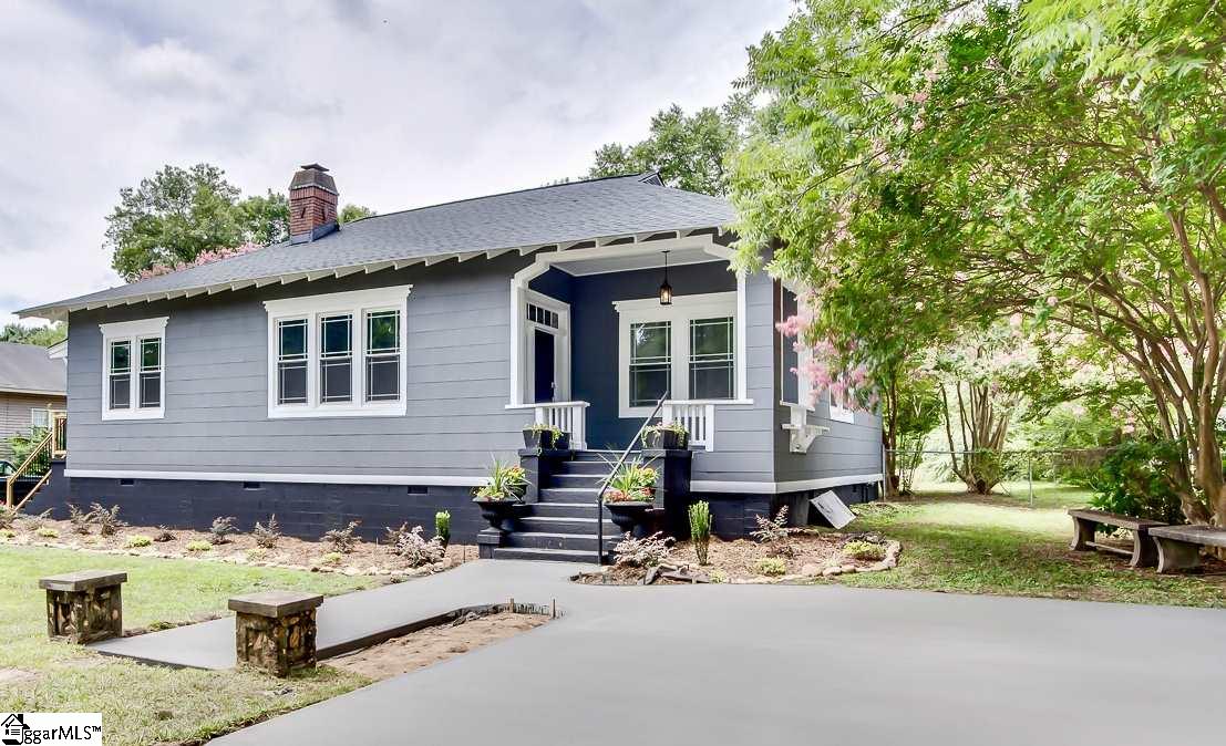 Property image 1 at 7 Maplecroft Street, Greenville, SC 29609