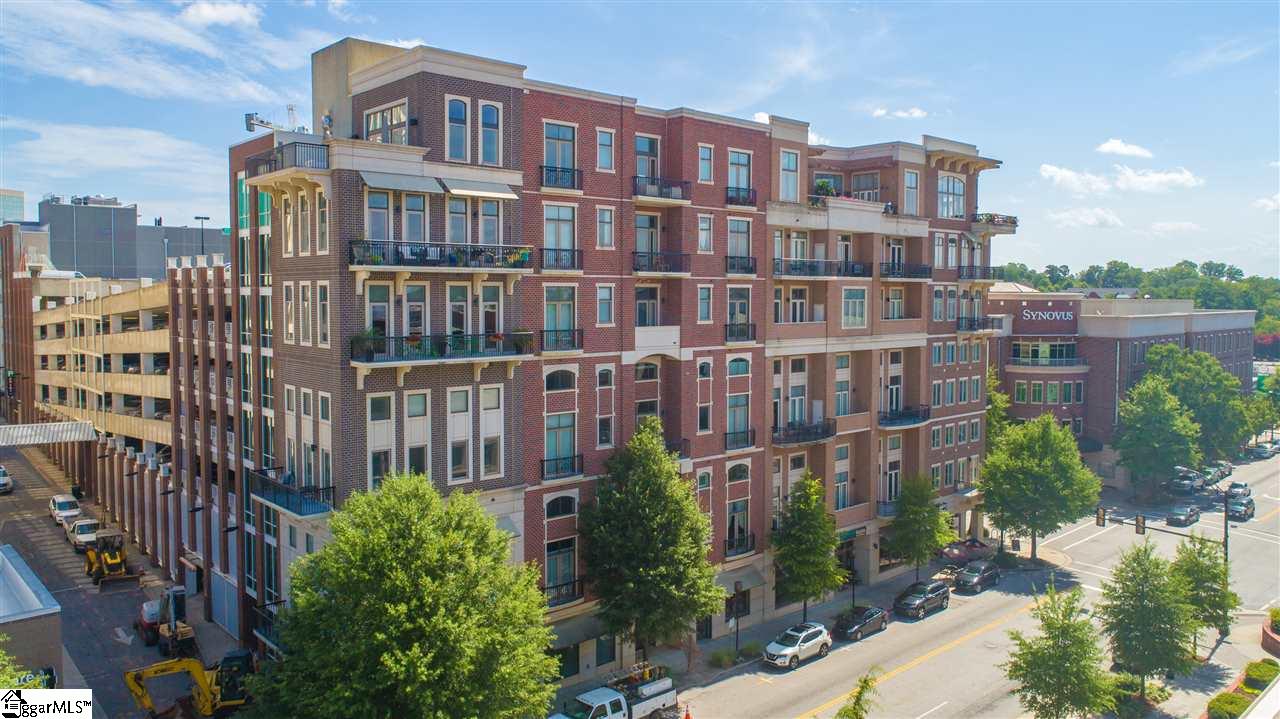 Property image 1 at 111 E McBee Avenue, Greenville, SC 29601