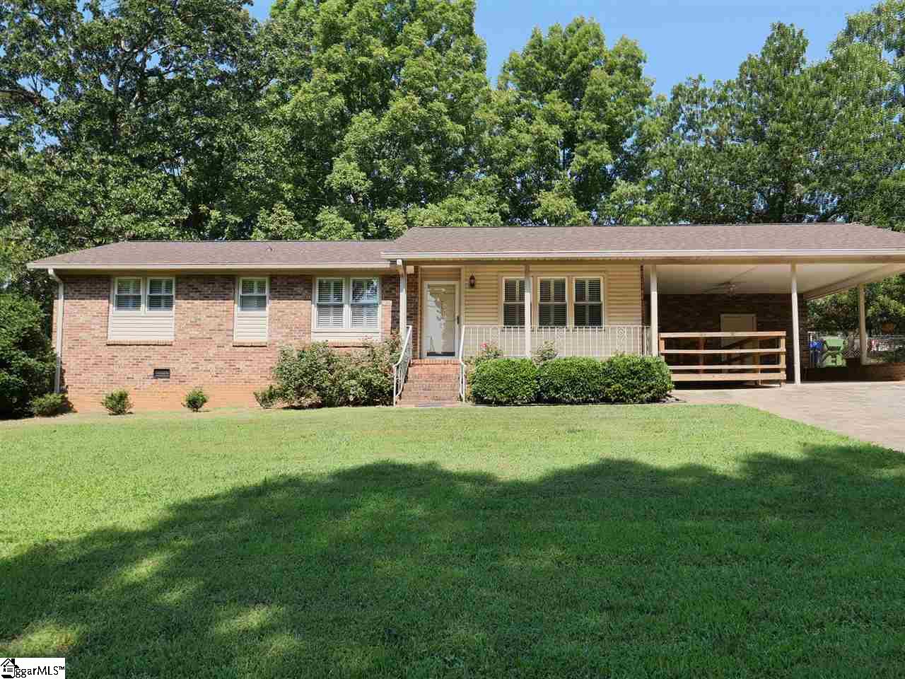 152 Woodridge Circle