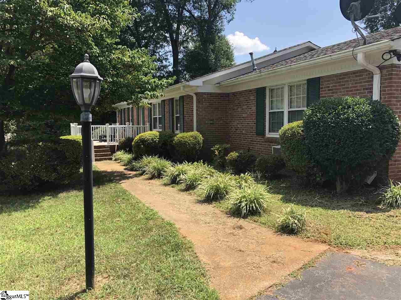 Property image 1 at 5003 Willow Drive, Boiling Springs, SC 29316
