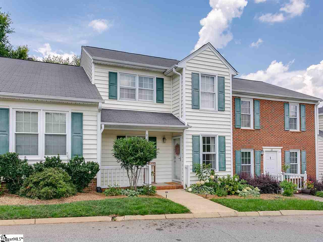 40 Wood Pointe Drive