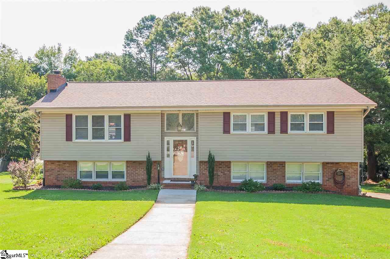 Property image 1 at 18 Overton Court, Greenville, SC 29617