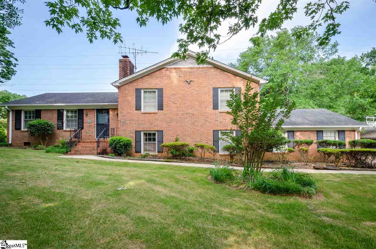 Property image 1 at 231 Donington Drive, Greenville, SC 29615