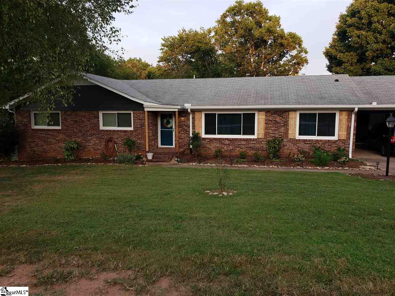 Property image 1 at 10 leacroft Drive, Greenville, SC 29615