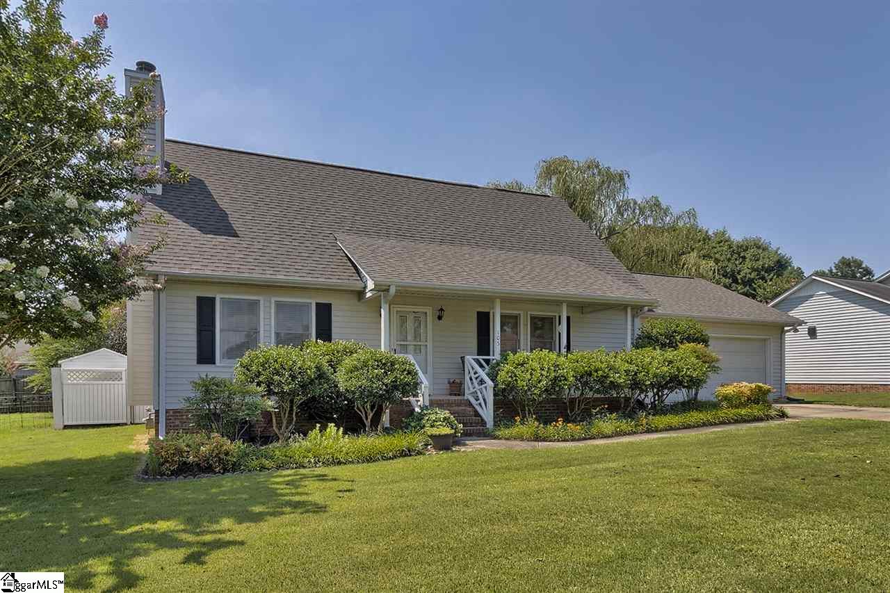 Property image 1 at 105 Terrace Road, Easley, SC 29642