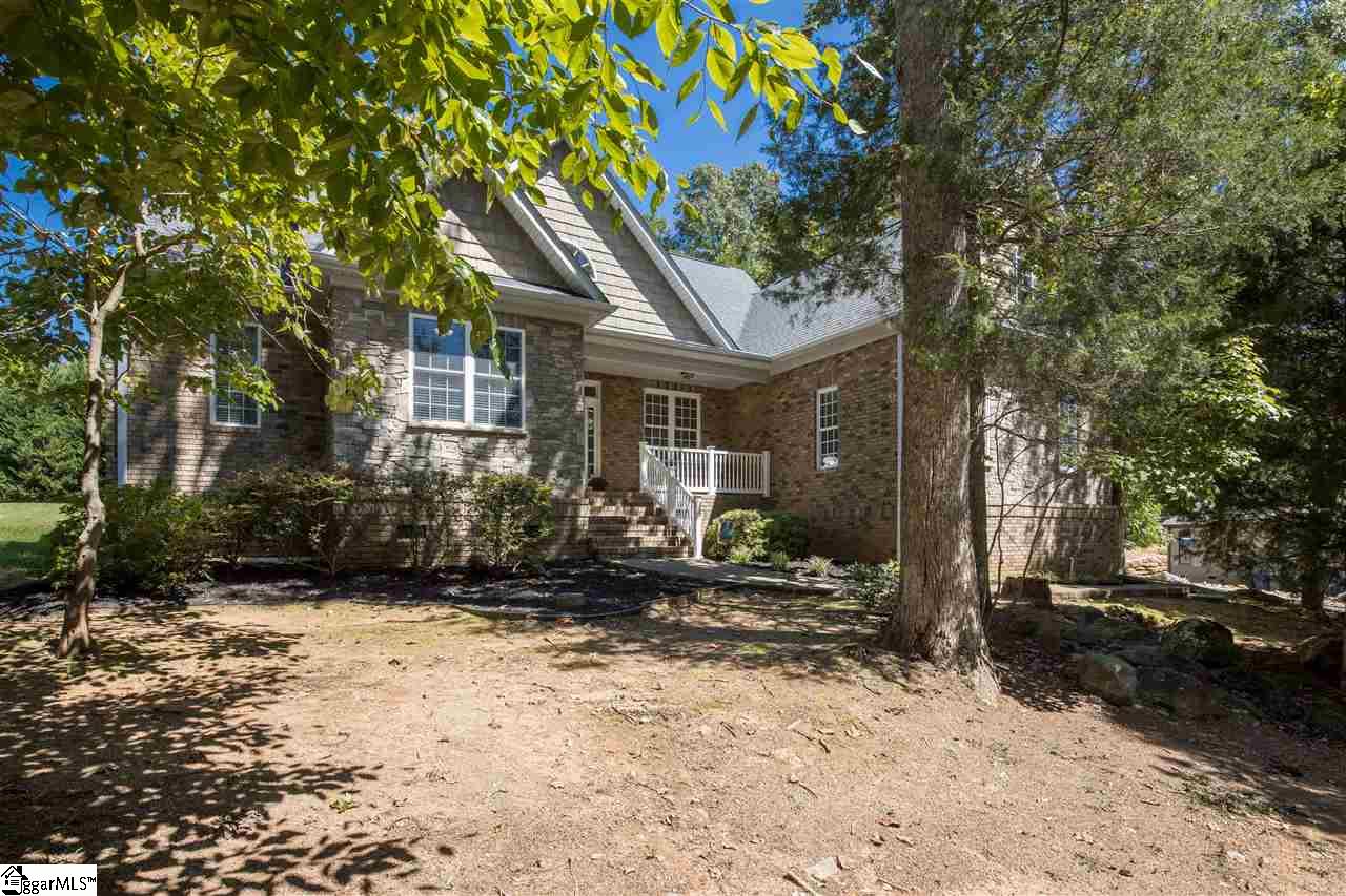 Property image 1 at 14 Woodland Hills Lane, Fountain Inn, SC 29644