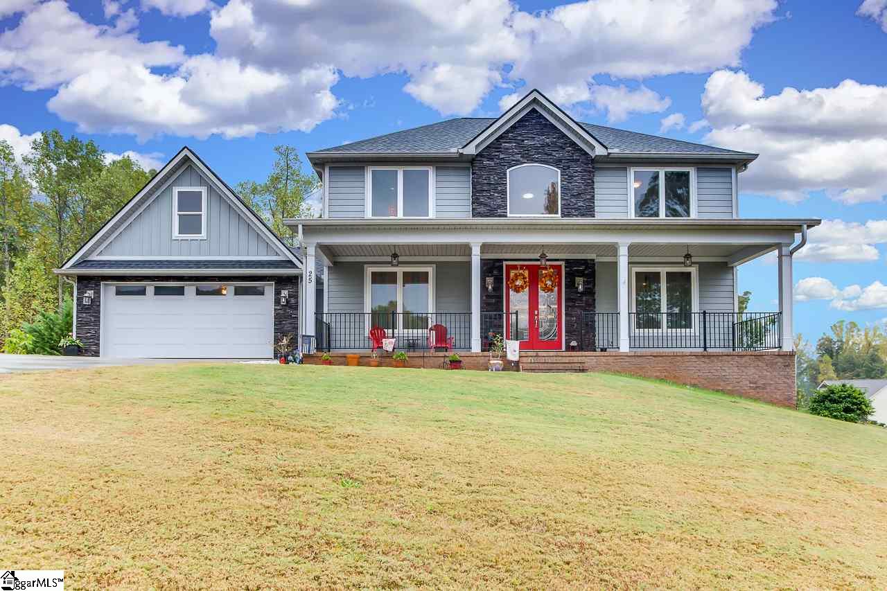 Property image 1 at 25 Setting Sun Lane, Travelers Rest, SC 29690